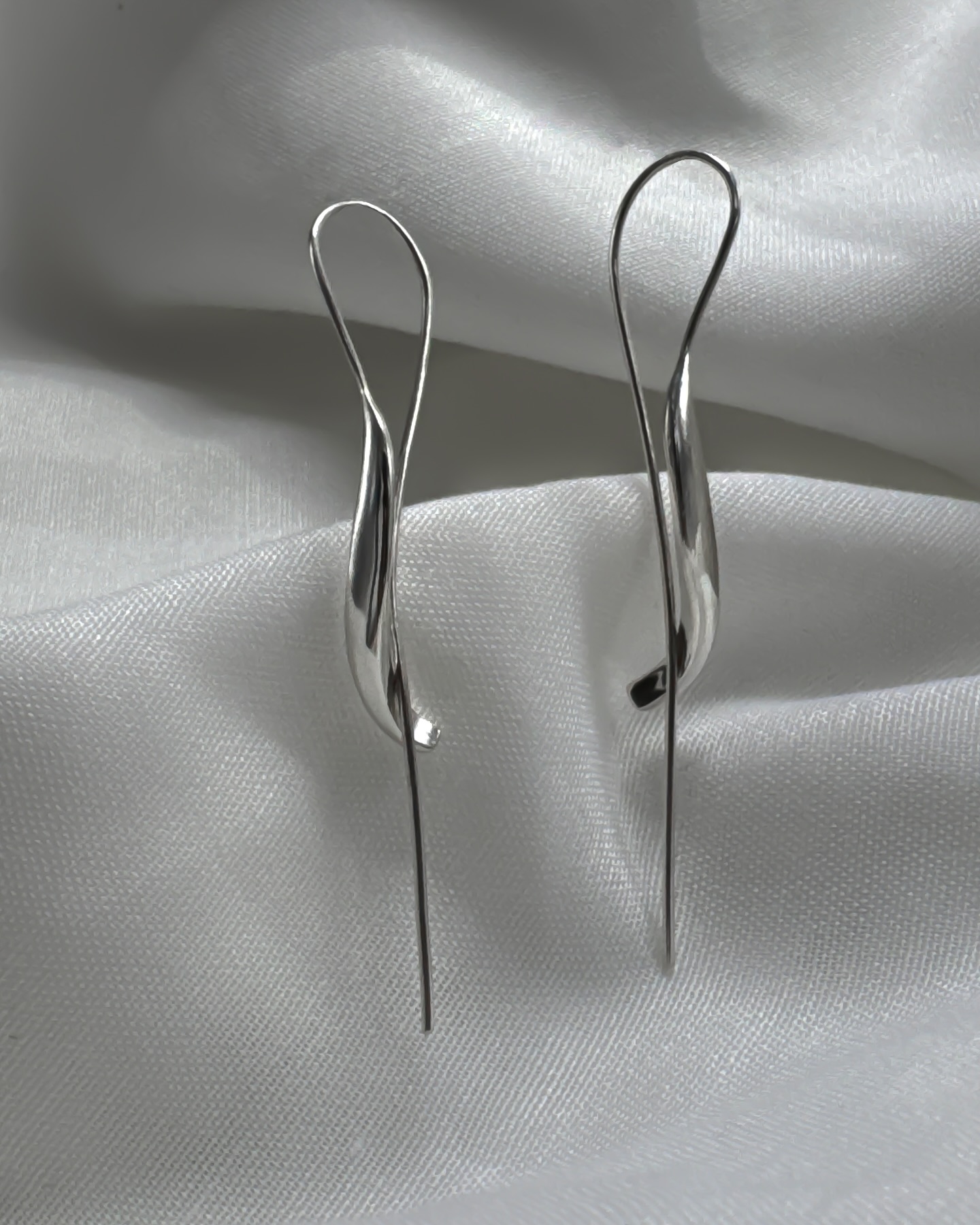 Adora earrings 🩶
Dessa skönheter finns snart att beställa i vår webbutik 🩶
elinkarl.se