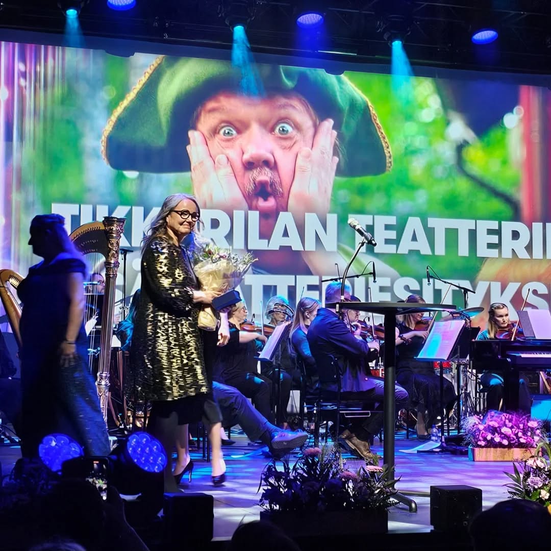 Tikkurilan Teatterin kesäteatteriesitykset ovat voittaneet Vantaan Sanomien lukijoiden äänestyksessä vuoden 2025 Vantaan parhaimman tapahtuman palkinn…