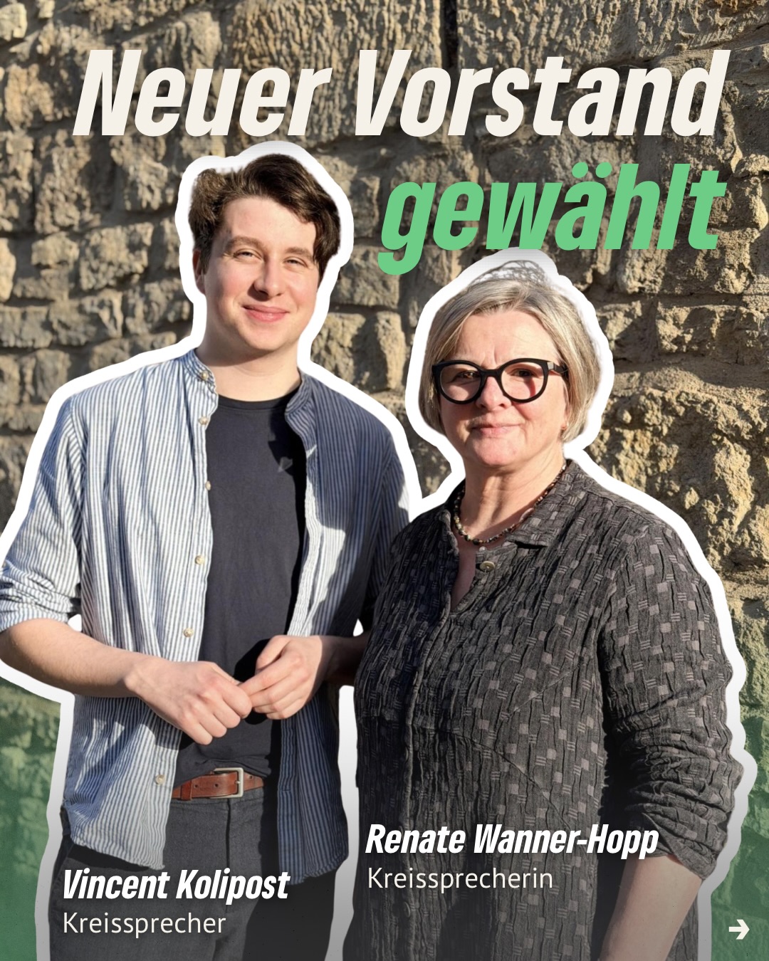 Neuer Vorstand gewählt 🌻
Wir haben unseren Kreisvorstand neu aufgestellt. Die neuen Sprecher*innen wollen anpacken: authentisch, sichtbar & zugewandt.
Als Sprecher*innen wurden die Gemeindekirchenrätin und OMA GEGEN RECHTS Renate Wanner-Hopp (65) und angehender Staatswissenschaftler Vincent Kolipost (22) gewählt, der zugleich auch als Beisitzer im Landesvorstand aktiv ist. Beide waren bisher schon als Beisitzer*innen im Kreisvorstand aktiv. Holger Liersch (38) wurde als Schatzmeister gewählt und kehrt nach seiner Zeit als Sprecher zurück zu seinen Wurzeln. Als Beisitzer*innen vervollständigen Marie Möller (36), Lara Sagehorn (24), Andrea Winkelmann (61) und Phillip Grigutsch (37) den Vorstand. Wir danken insbesondere Laura Wahl für die intensiven Jahre als Kreissprecherin. Sie hat den Verband erfolgreich durch mehrere Wahlkämpfe geführt und hat sich entschlossen, nicht nochmal anzutreten.
Unser Anspruch ist klar: 2029 im Stadtrat wieder mit voller Kraft gestalten und als Erfurter Bündnisgrüne einen entscheidenden Beitrag für den Wiedereinzug in den Thüringer Landtag leisten.
Danke für das Vertrauen – wir freuen uns auf die kommenden Aufgaben. 💚
#grüneerfurt #erfurt #vorstand #mitgliederversammlung #kommunalpolitik