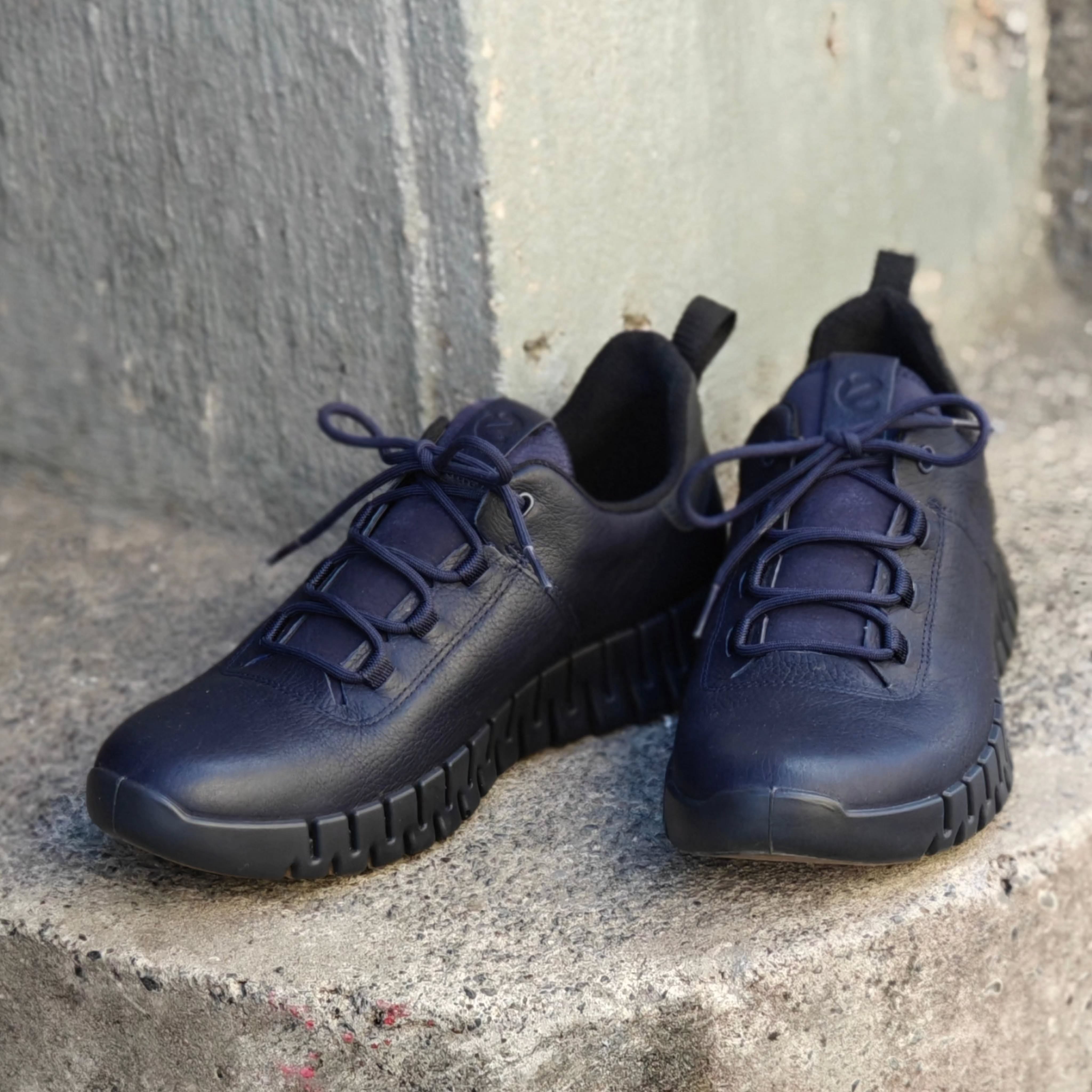 Ecco Dual Fit Gore-tex lenkkarit nahkaa, koko 41, 26 cm, 86,-
#ecco #goretex #nahkalenkkarit #secondhand #varausonostopäätös