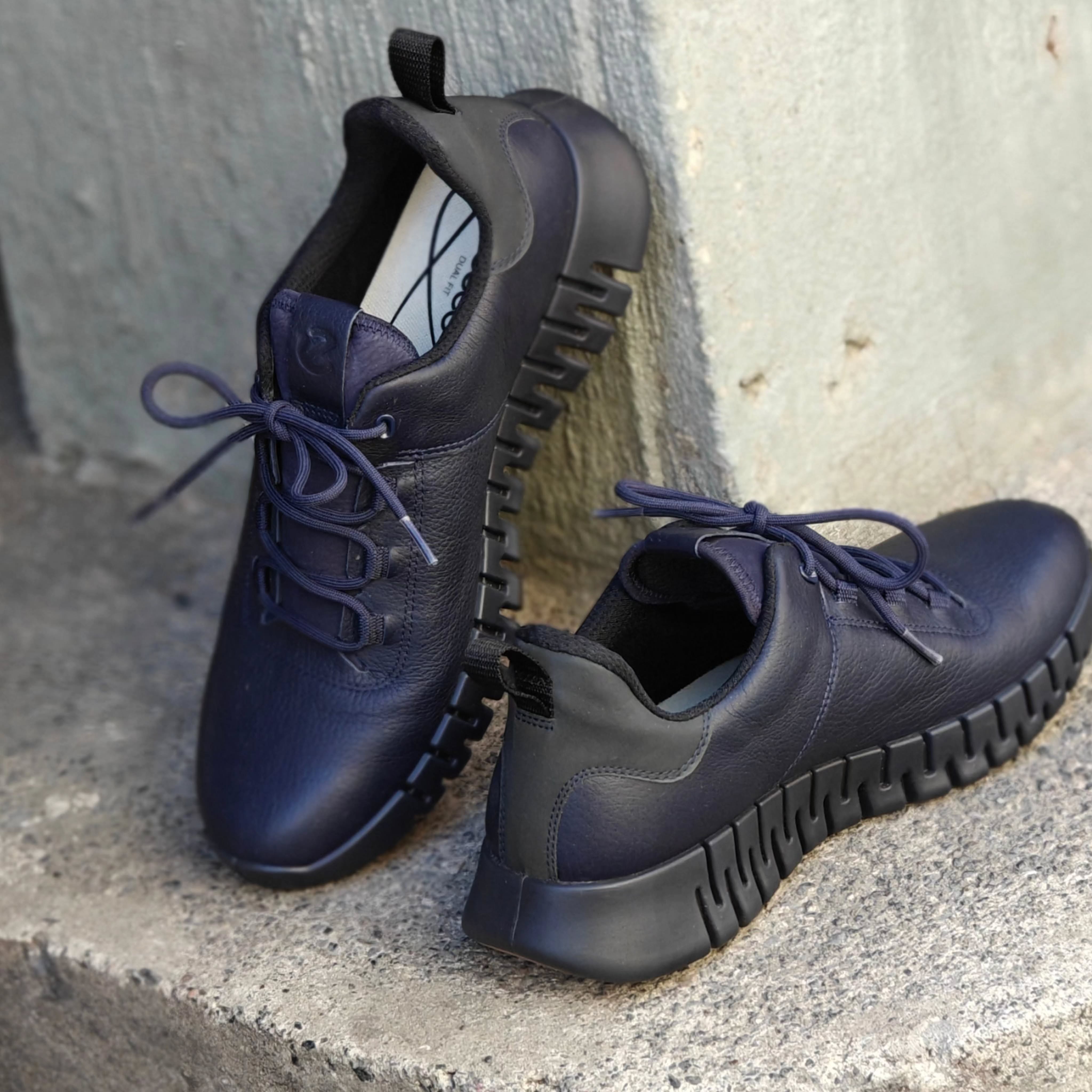 Ecco Dual Fit Gore-tex lenkkarit nahkaa, koko 41, 26 cm, 86,-
#ecco #goretex #nahkalenkkarit #secondhand #varausonostopäätös